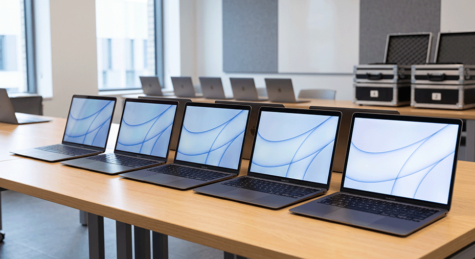 Оснащение аналитиков MacBook Air 15